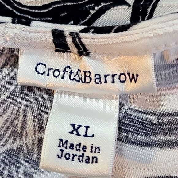 Croft & Barrow Black, White & Tan Floral Design Top, Size XL - Picture 7 of 8